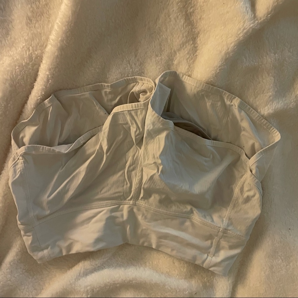 white lululemon shorts